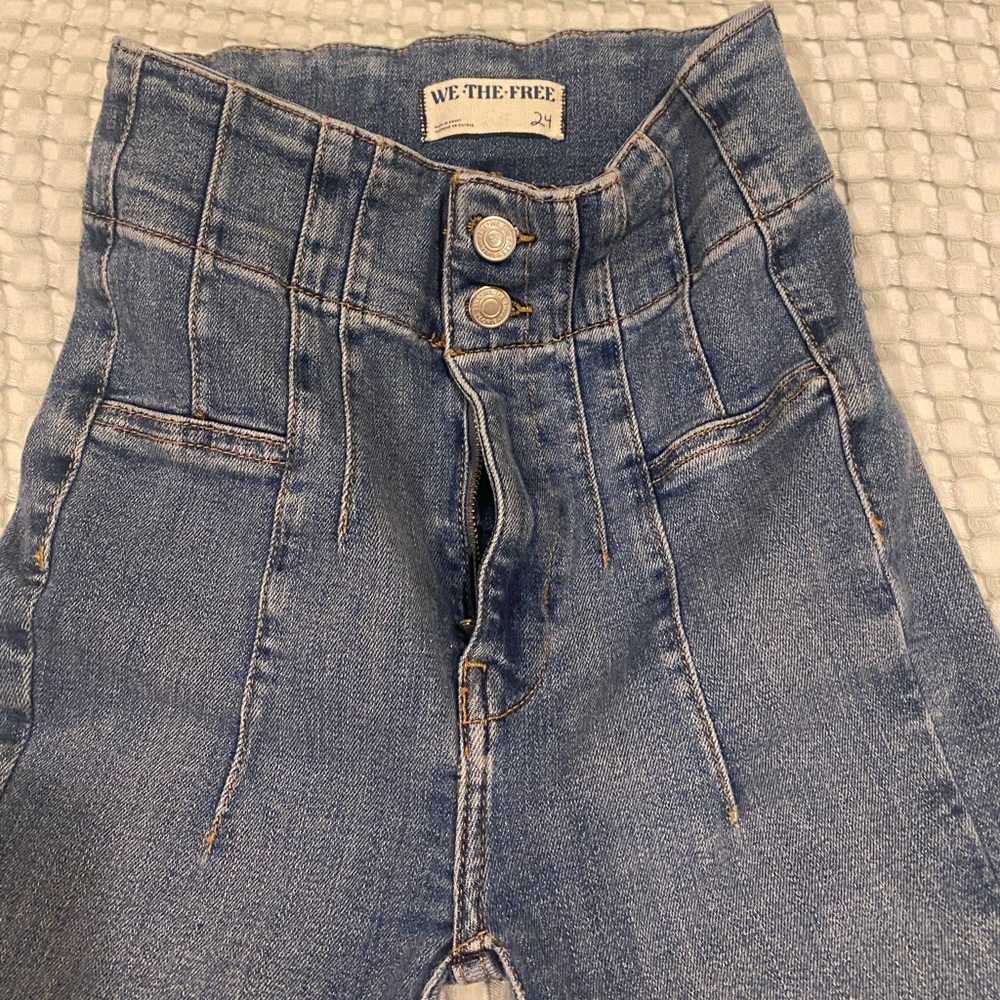 We the Free Jade Flare Jean Size 24